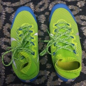 Women's 9 Nike shoes. Neon green & Blue